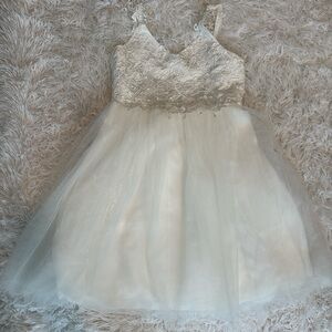 Girls White Lace Tulle Party Dress